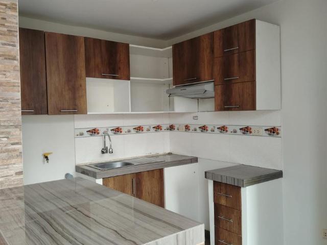 Vendo departamento a una cuadra del Ovalo Papal, a pocos pasos de la UNC, Upao