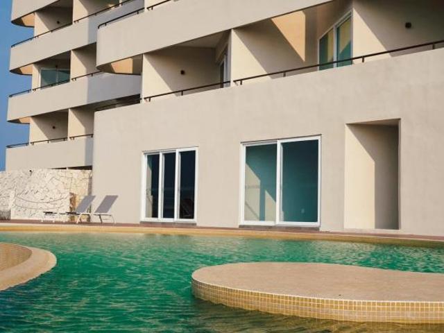 VENDO DEPARTAMENTO AMUEBLADO FRENTE AL MAR EN CABO MARINO ZONA DE PLAYAS DEL CONCHAL