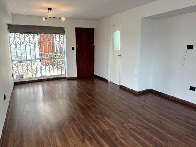 VENDO DEPARTAMENTO DE 3 DORMITORIOS CON COCHERA EN PUEBLO LIBRE A $ 155MIL