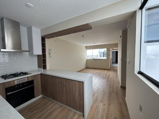 VENDO DEPARTAMENTO DE 3 HABITACIONES FRENTE AL PARQUE EN SAN MIGUEL