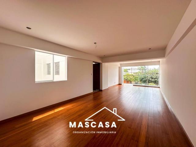 VENDO DEPARTAMENTO EN CHACARILLA SAN BORJA FRENTE A PARQUE