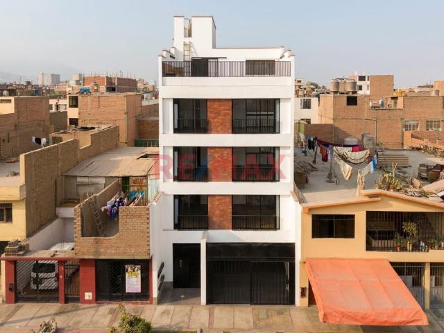 Vendo Departamento De Estreno En Cuarto Piso Vista Calle Urb. Pro