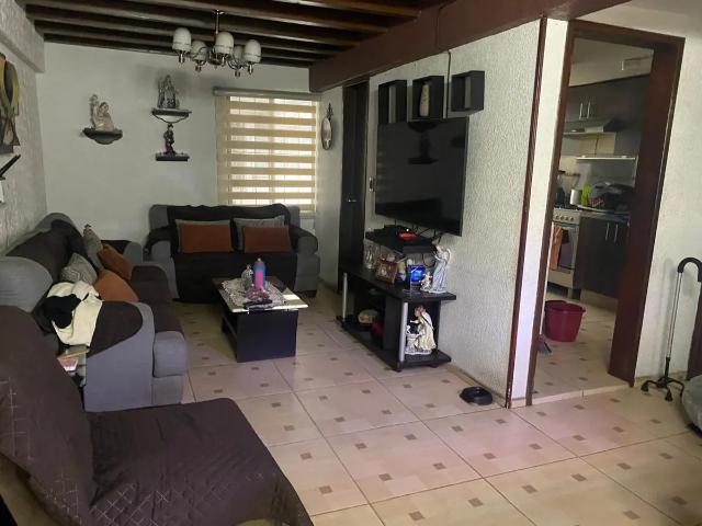VENDO DEPARTAMENTO DUPLEX EN CALZ. DE TENORIOS