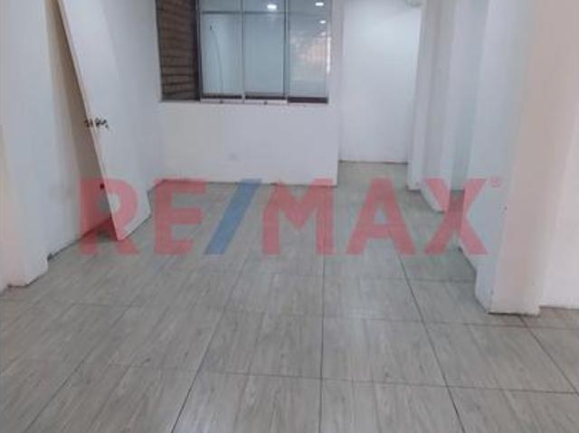 Vendo Departamento En Comas, Urb. Alameda Del Pinar Frente A Parque