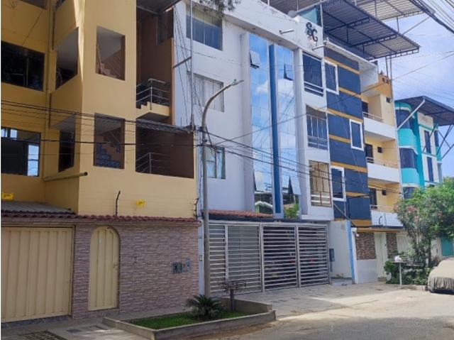 VENDO DEPARTAMENTO EN MIRAFLORES