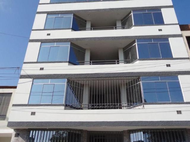 Vendo departamento en san martin de porres 1er piso urb condevilla