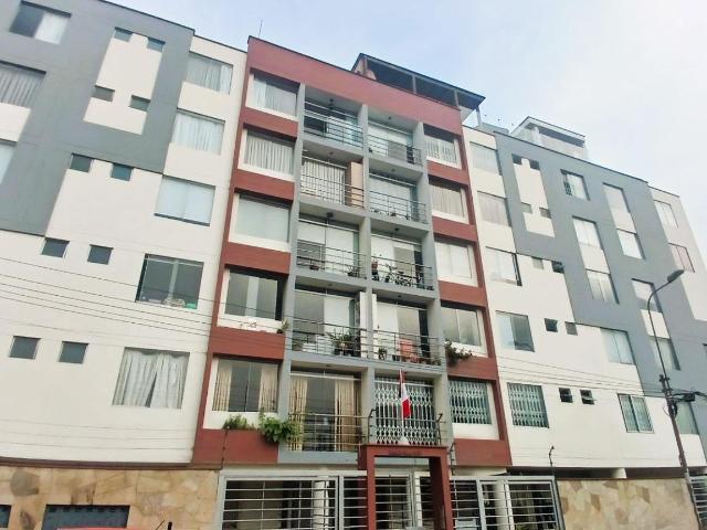 Vendo Departamento en Surquillo con cochera mas azotea