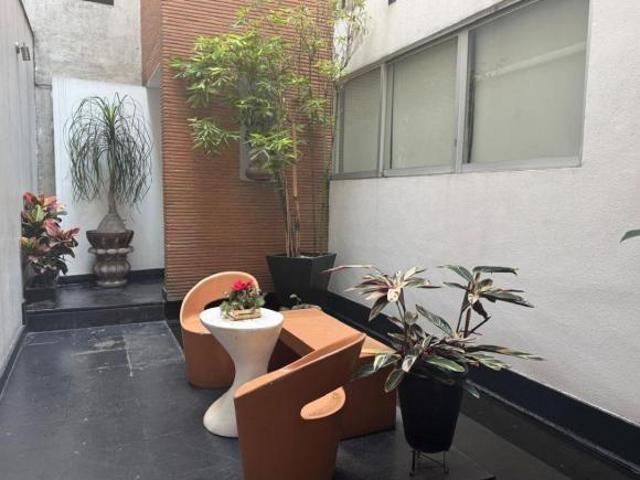 Vendo Departamento Exterior, 144 m², 3 Recámaras, estudio, 2.5 baños, 2 autos, bodega, del Valle
