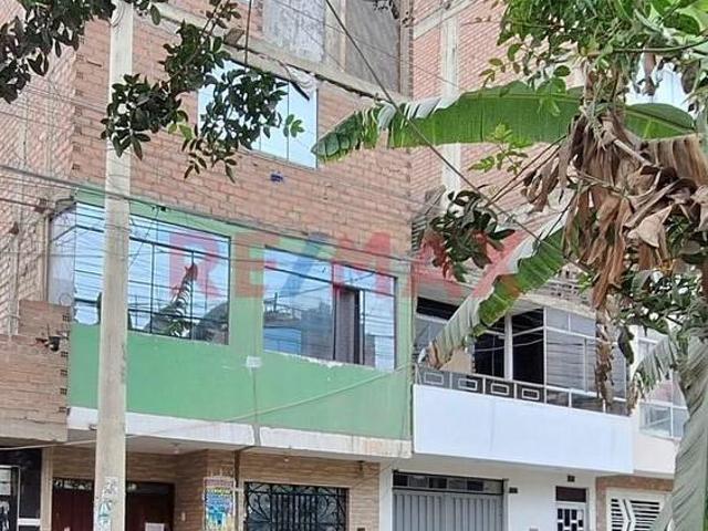 Vendo Departamento Frente A Parque En El Agustino