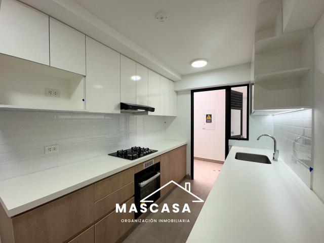VENDO DEPARTAMENTO PRIMER PISO ESTRENO TERRAZA FRENTE A PARQUE SURCO