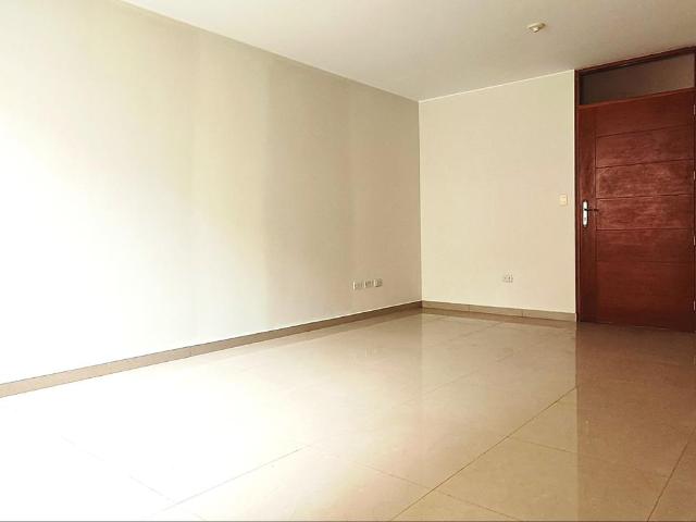 VENDO DEPARTAMENTO PRIMER PISO LIMITE CON SAN MIGUEL