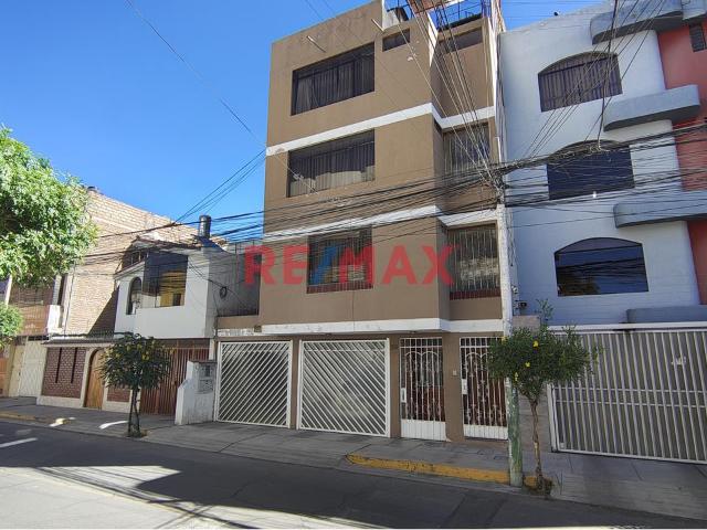 Vendo Departamento Remodelado En Urb. Agricultura Jose Luis B.Yr