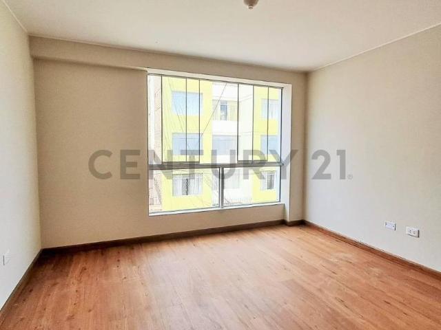 VENDO DUPLEX DE ESTRENO CERCA AL MINISTERIO DE LA MARINA ID: 3 3 4 9 9