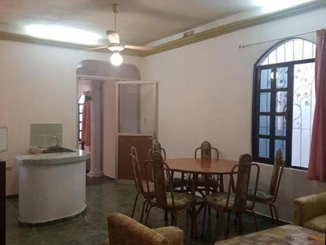 VENDO EN CAMPECHE LOCALES CON DEPARTAMENTOS FUNCIONANDO