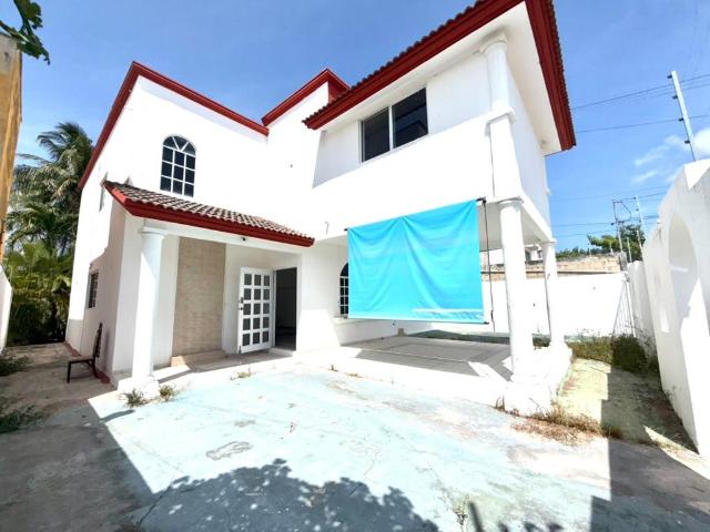 Vendo Enorme casa para inversi?n en SM 50 av kinik de 9 rec?maras