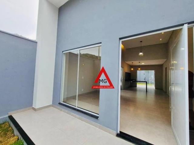 VENDO ESPETACULAR CASA COM 3 QUARTOS, SENDO UMA SUÍTE COM CLOSET, NO BAIRRO VALE DAS HORTÊNCIAS EM I
