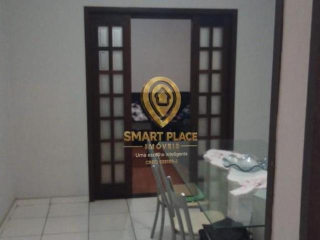 Vendo essa bela casa com 4 Dormitórios sendo 1 Suíte, 2 Vagas de garagem e co.