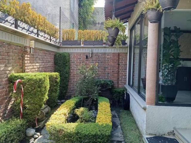 VENDO ESTUPENDA Y BONITA CASA CON MUY BUENOS ACABADOS