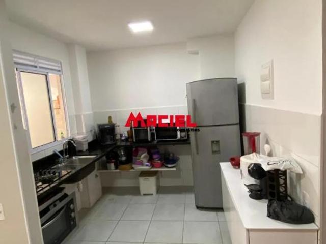 Vendo Excelente apto na Zona Leste com salão de festas, churrasqueira, espaço Kis