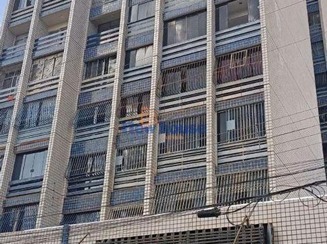 Vendo excelente apartamento C10 Taguatinga centro