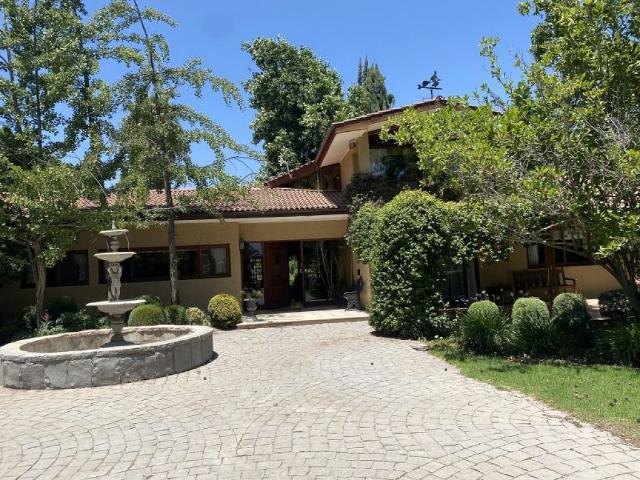 Vendo exclusiva casa con terreno en Los Andes