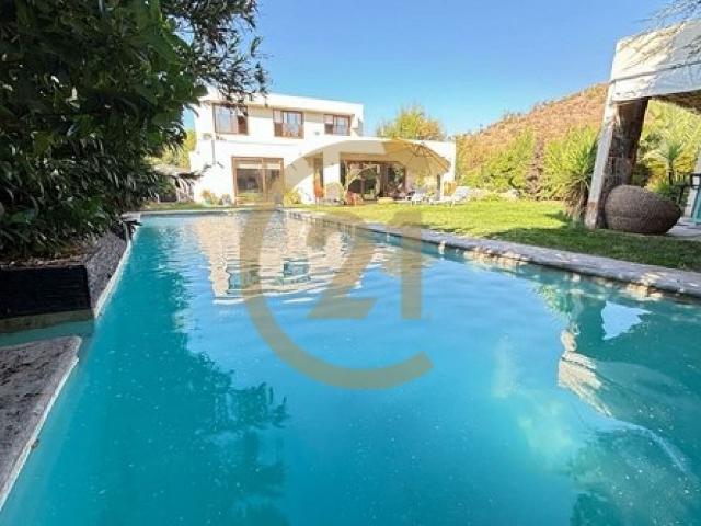 VENDO EXCLUSIVA CASA EN SANTA ELENA CHICUREO NORTE