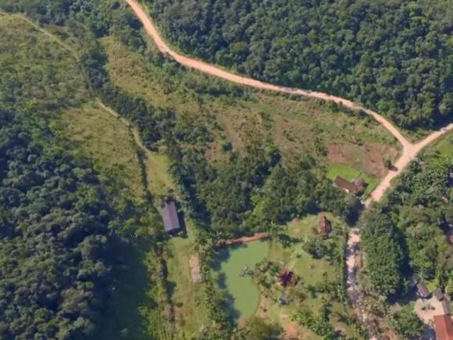 VENDO FAZENDA 90 ALQUEIRES, SENDO 25 ALQ, DE PASTOS,20 ALQ DE CAPOEIRÃO PRECISA LIMPAR, JUQUIÁ SP