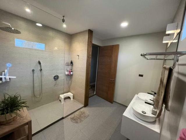 Vendo gran casa con parcela molco pucon 1258 | dormitorios por 590000. 00 en Pucón