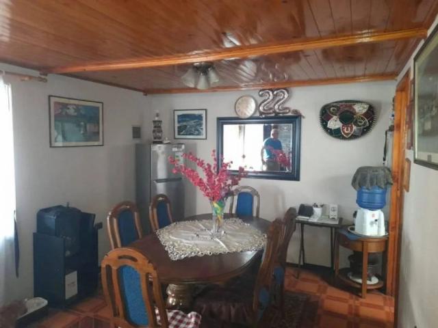 Vendo, hermosa casa con gran iluminación en Viña del Mar