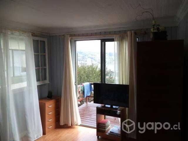 Vendo hermosa casa de 2 pisos con vista | 4 dormitorios por 6690.00 en Valparaíso