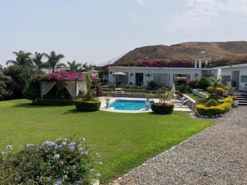 Vendo hermosa casa de campo en pachacamac