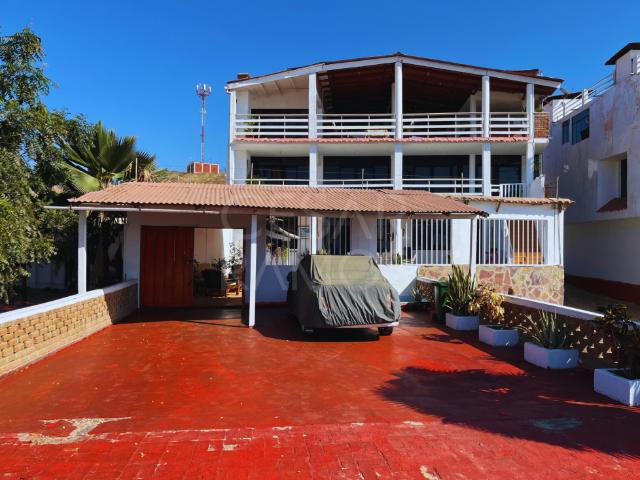 VENDO HERMOSA CASA DE PLAYA EN PUNTA MERO CANOAS DE PUNTA SAL
