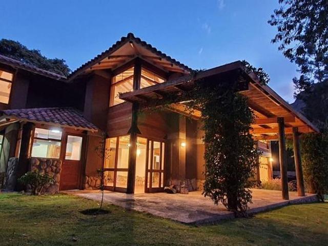 Vendo Hermosa Casa en Condominio en Avenida Rumichaca Baja N 1, Valle Sagrado, Urubamba, Cusco