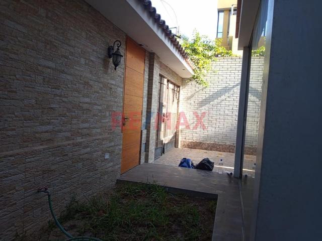 Vendo Hermosa Casa En Alfredo Mendiola Los Olivos
