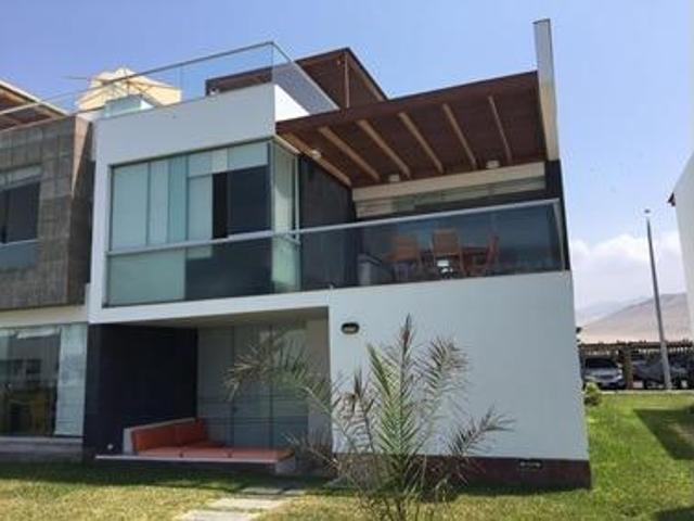 Vendo Hermosa Casa en Malecón Playa Las Gramas N 30, Playa Las Gramas Km 68, San Antonio