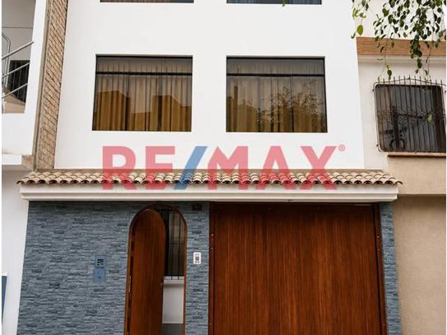 Vendo Hermosa Casa En Surco