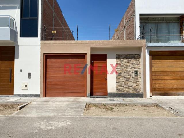 Vendo Hermosa Casa✨ ¡Tu Nuevo Hogar Te Espera En Villa Los Sauces De Pimentel! ✨