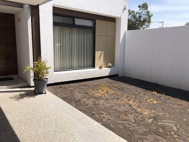 Vendo hermosa residencia autosustentable en Gto, por Quer?taro y Corregidora