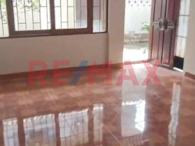 ¡Vendo Hermoso Primer Piso En San Juan De Lurigancho!