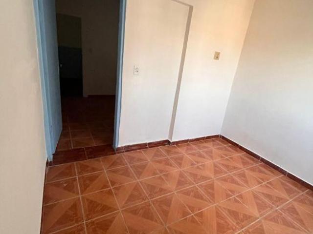 VENDO IMÓVEL PARA RENDA NO JARDIM SANTO BENTO, IMÓVEL COM 4 CASAS + AREA DE TERRENO LIVRE, EM 250M²
