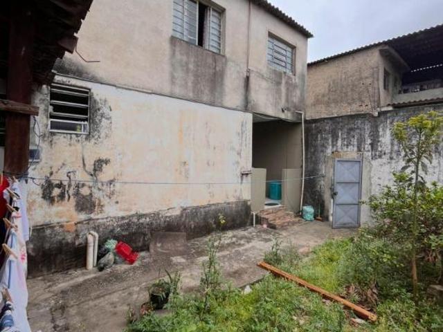 VENDO IMÓVEL PARA RENDA NO PARQUE SANTO ANTONIO. IMÓVEL COM 9 CASAS + GARAGEM