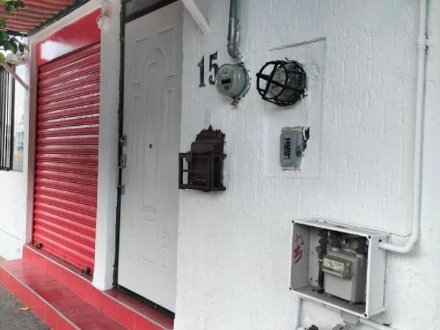 VENDO INMUEBLE CON LOCAL COMERCIAL AV. PIE DE LA CUESTA QUERETARO