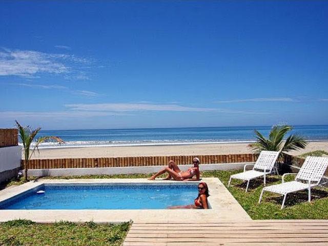 VENDO LINDA CASA DE PLAYA FRENTE AL MAR, ORGANOS, PIURA