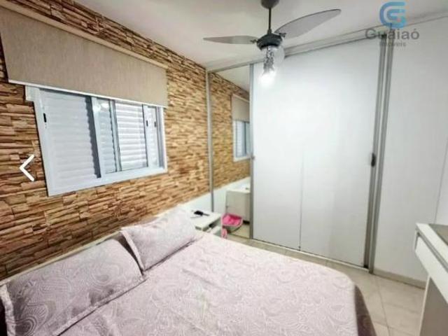Vendo linda casa em Villagio de 2 dormitórios, suite, area de lazer e garagem fe