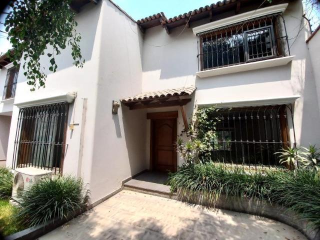 Vendo linda casa en calle La Giralda 16, Urbanización El Polo, Surco