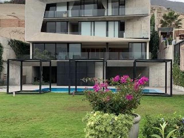 Vendo Linda Casa Flat en Calle Monte Bello N 5, Urb. Rinconada Alta, La Molina