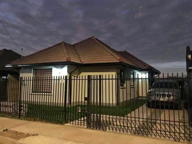 Vendo linda casa Parque San Valentín