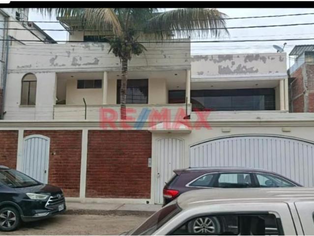 Vendo Lindo Y Amplio Departamento En 1Er Piso En Miraflores Country Club 1Era Etapa