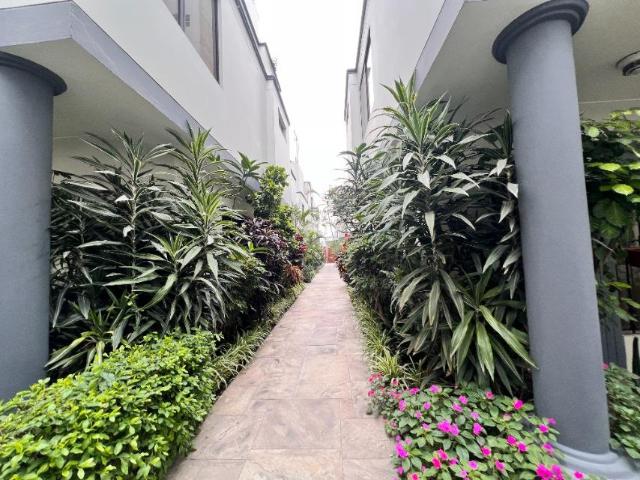 Vendo Lindo Casa en Condominio en Jirón Morro Solar 3, Casa 3, Urb. Valle Hermoso Oeste, Surco