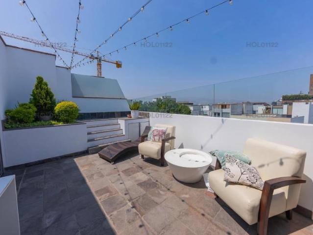 Vendo Lindo Departamento Duplex en Avenida Casimiro Ulloa N 3, Piso 7, Miraflores